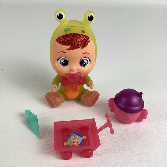 Cry Babies Magic Tears Fantasy Winged House Playset Carol Doll Capsule IMC Toys - Picture 2 of 9